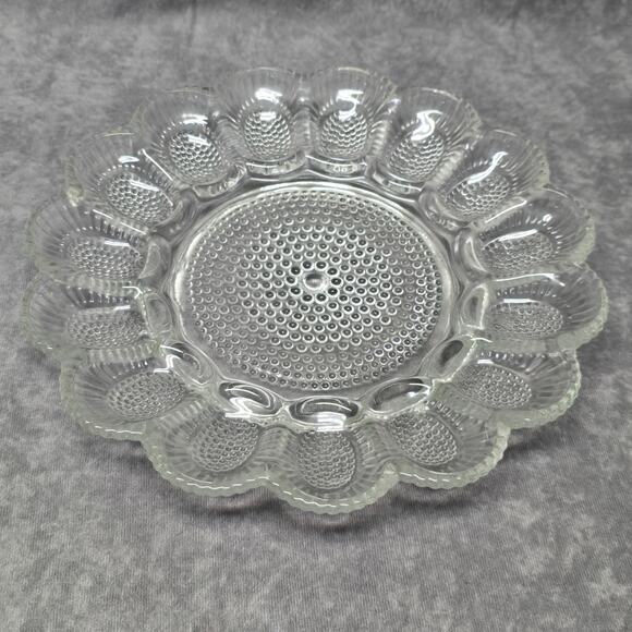 Vintage Indiana Beautiful Hobnail Glass Deviled Egg Serving Platter Plate 11" - Picture 1 of 9